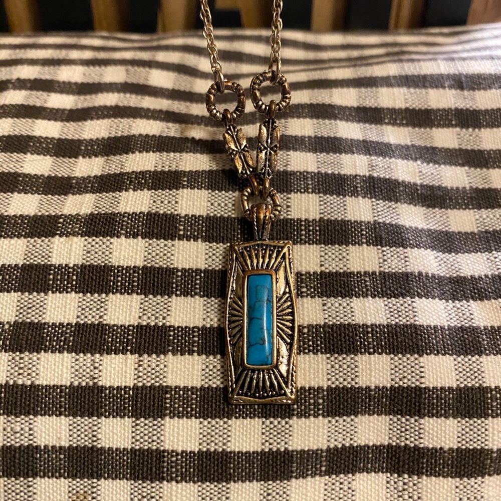 Beautiful turquoise necklace